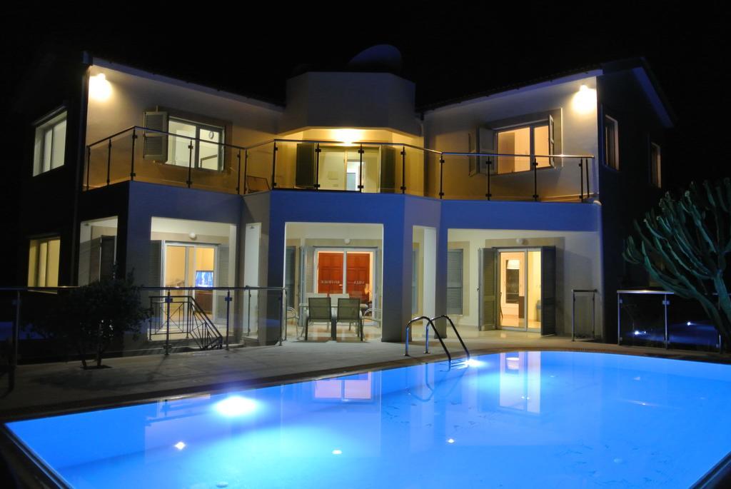 Villa Riverside Polis Exterior photo